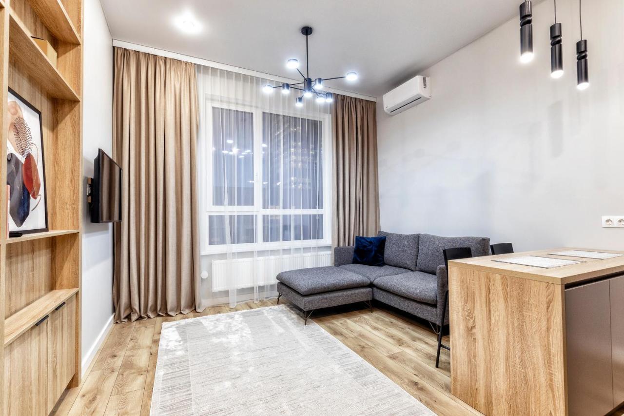 Aura Business Class Apartment Asztana Kültér fotó