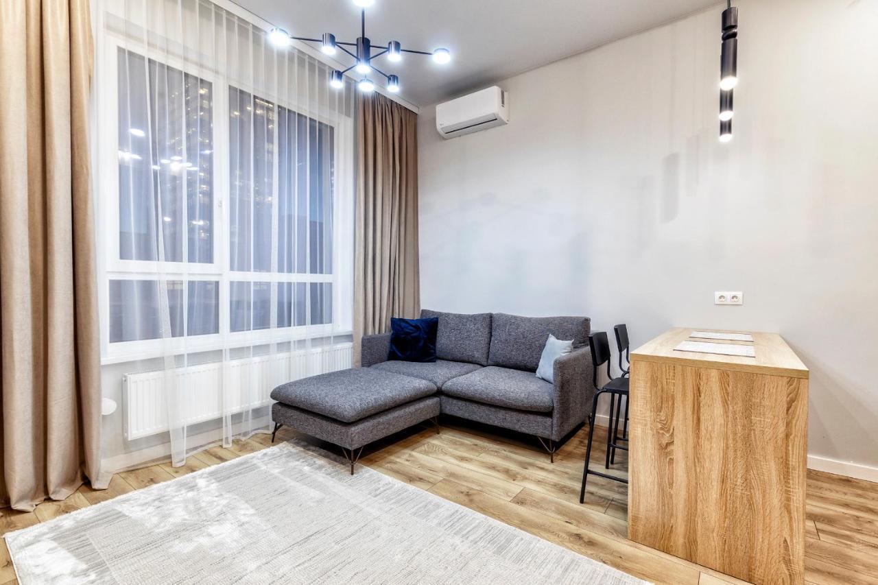 Aura Business Class Apartment Asztana Kültér fotó