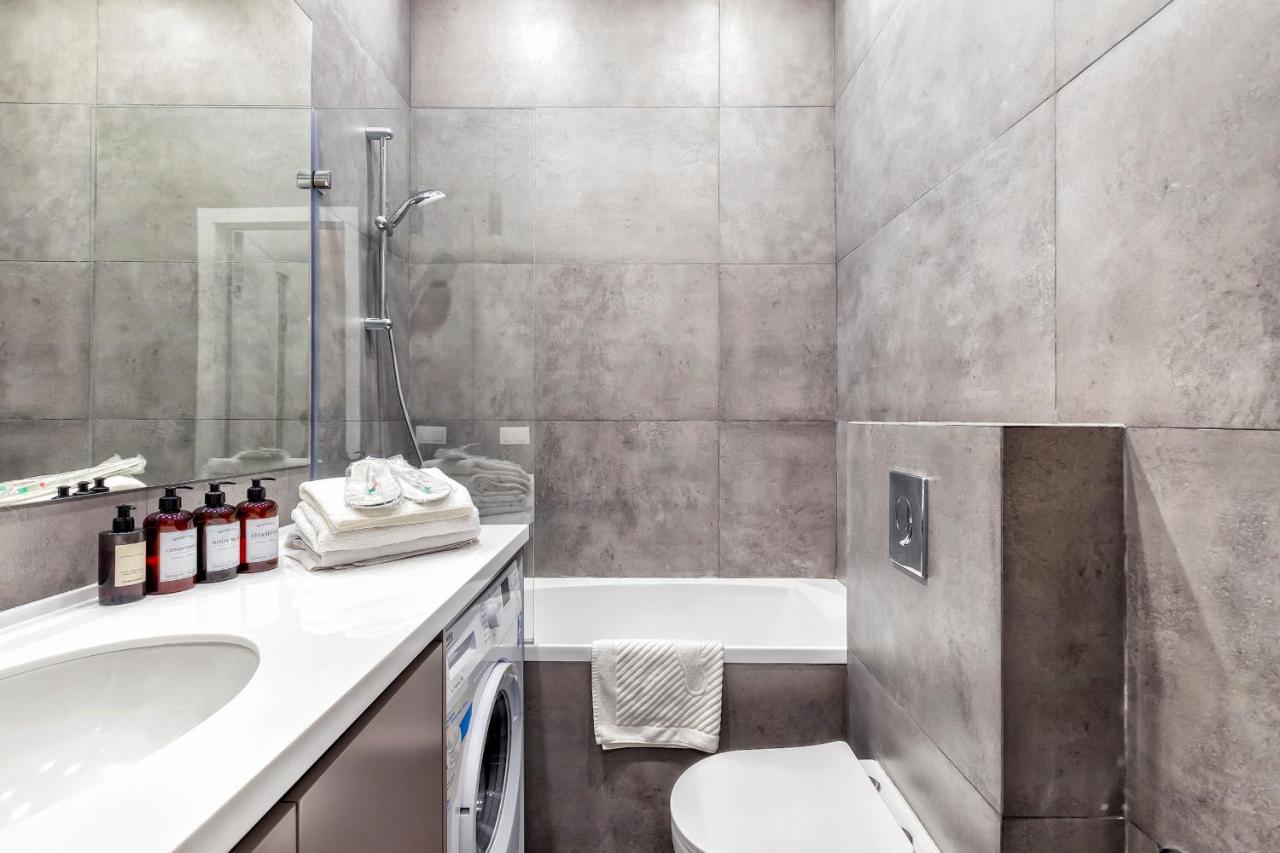Aura Business Class Apartment Asztana Kültér fotó