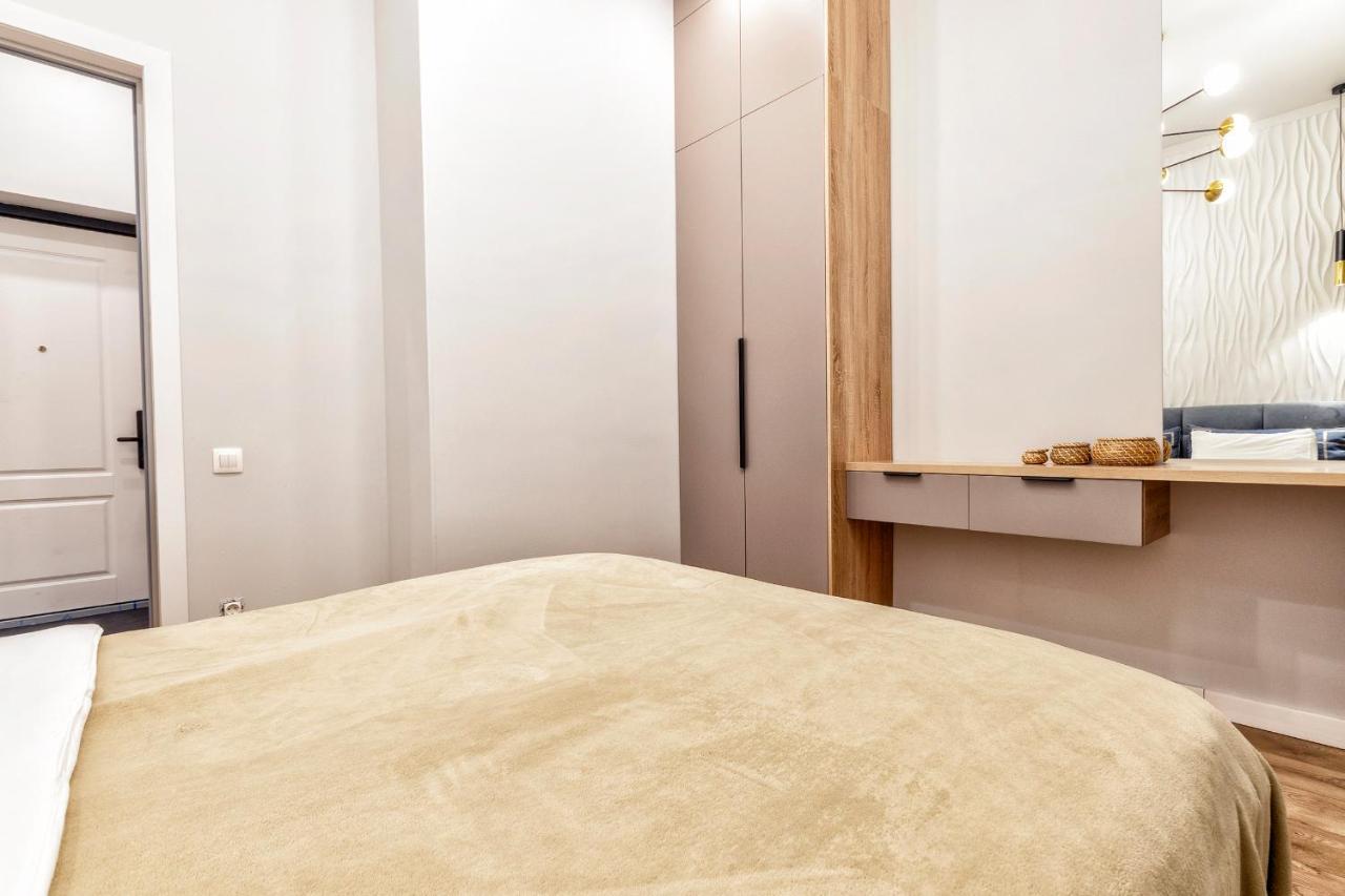 Aura Business Class Apartment Asztana Kültér fotó